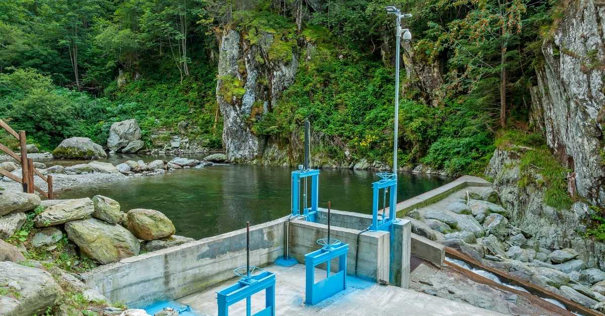 Pros And Cons Of Micro Hydro Power Green Living Nation